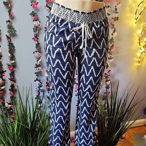 Navy Zigzag Women's Pants